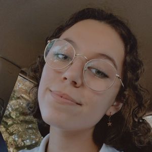 Meet your Posher, Adaire